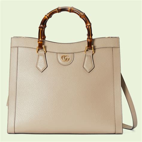 Gucci Diana medium tote bag in beige leather 